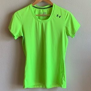 Fitted Under Armour shirt
